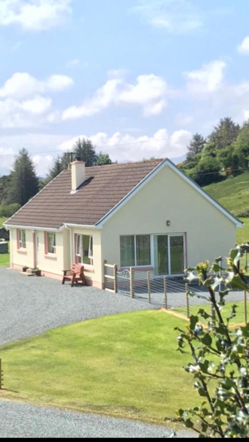 Heather Cottage, Creeslough Exterior photo